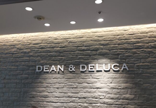 DEAN & DELUCA CAFES 六本木