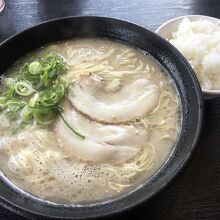 久留米ラーメン ふくの家 愛敬店