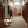 日奈久温泉街の入口に建つ、少しくたびれた感のある創業130年の和風旅館です