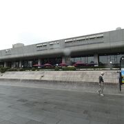 東京都立のコンサートホール