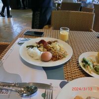 コーヒーテラスの朝食