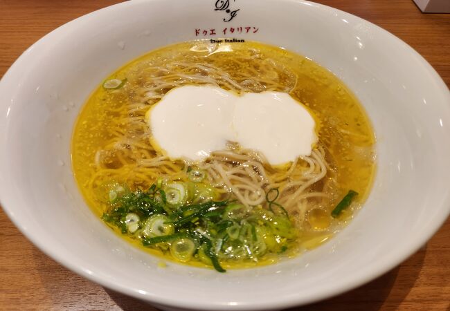 黄金の塩らぁ麺 ドゥエイタリアン 市ヶ谷本店