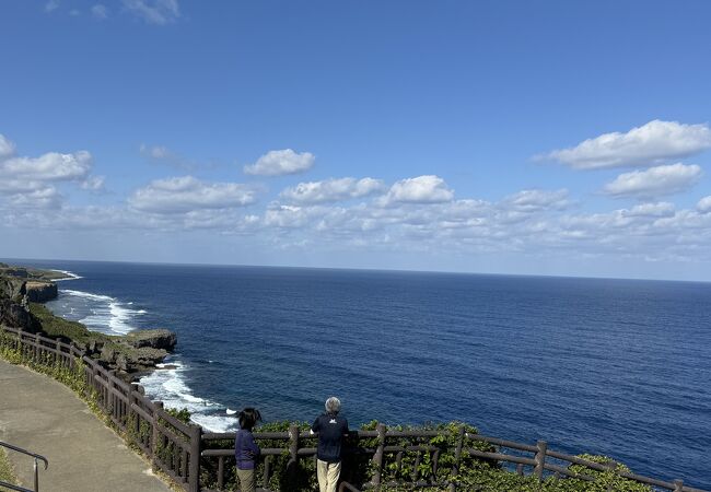 島の貴重な水源であった場所である。