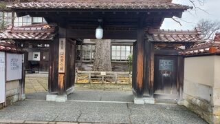 深田久弥山の文化館