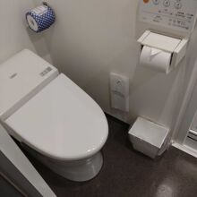 トイレも独立タイプです