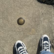 伊江島タッチュー、登頂の証(笑)。