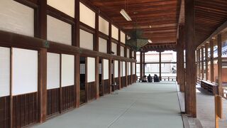 歴史感じるお寺