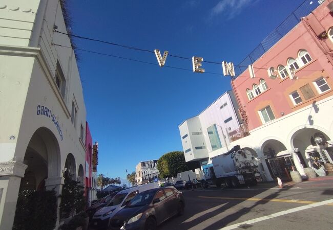 ベニスビーチ 　（Venice Beach）