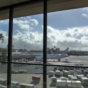2024年3月孫とハワイ旅行の往復時とハワイ島の往復時に利用しました!!