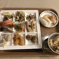 夕飯のビュッフェ