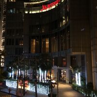 ホテルのエントランス BTSトンロー駅から徒歩5分