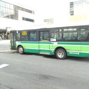 秋田駅前のバス乗り場