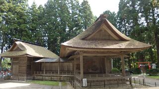 白山神社神楽殿