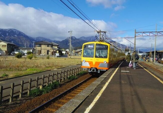 駅員いる三岐鉄道三岐線 