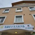 部屋はシンプル、コスパ良好！