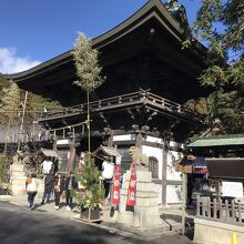 日牟礼八幡神社（滋賀県近江八幡）：八幡山の麓