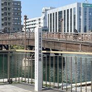 象が渡った木の橋