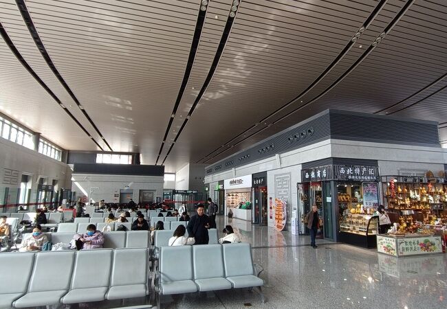 敦煌空港 (DNH)