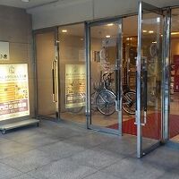 玄関にレンタサイクル