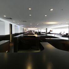 羽田空港第１ビルターミナル南ウイングサクララウンジ