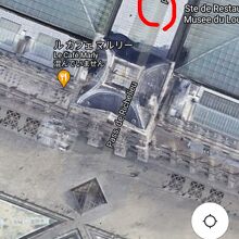 赤く囲った辺りです。