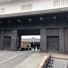 《金沢城公園》「石川門」の「二の門」