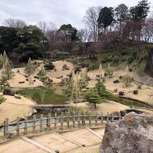 《玉泉院丸庭園》「唐傘」からの庭園風景