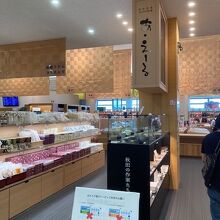 秋田空港ターミナルビル 売店