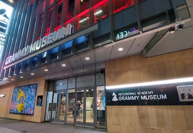 グラミー博物館 　（Grammy Museum）