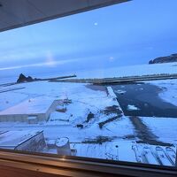 窓からオホーツク海には流氷