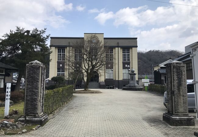 旧昭和会館 (今庄地区公民館今庄分館)