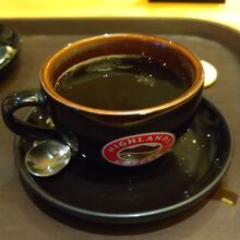 ハイランズ コーヒー (レタントン通り店)