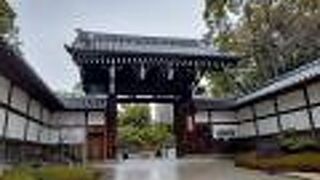 とても美しい庭園です。