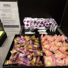 この日はブルボンのお菓子が限定で振る舞われていた