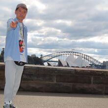 オペラハウスとハーバーブリッジ