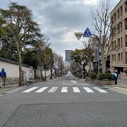 異人館街より三ノ宮駅へ向かう坂道