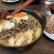 山梨県といえば、ほうとうを食べなくては…&#128518;