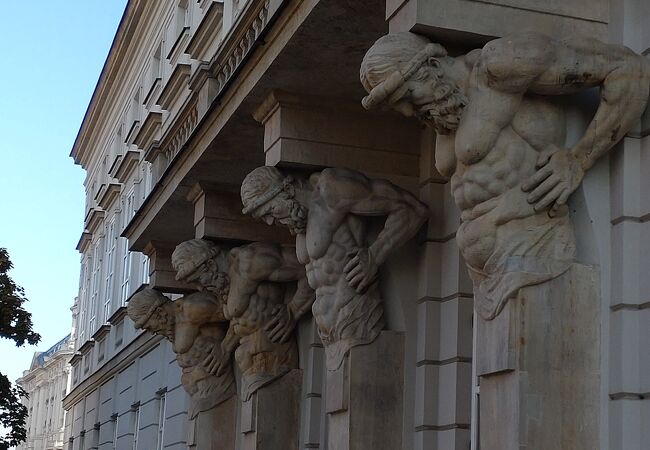 Tyszkiewiczow Palace