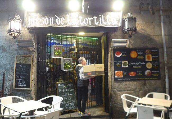 サンミゲル通りに面したトルティーリャお薦めのお店を再び訪れました!!