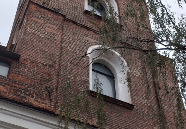 聖ペテロ ＆ パウロ (ペトロ イル ポヴィロ)大聖堂