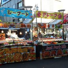 日本風だけど、どこかおかしい