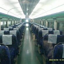 ムグンファ号車内の様子