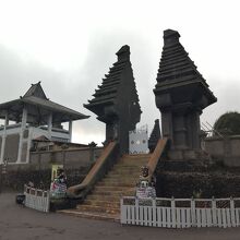 ルフルポテン寺院
