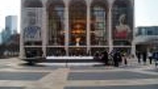 絵になるエンターテイメントセンター