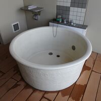 テラスに温泉露天風呂