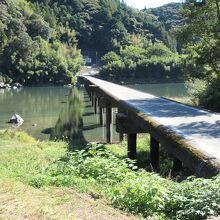 名越屋沈下橋