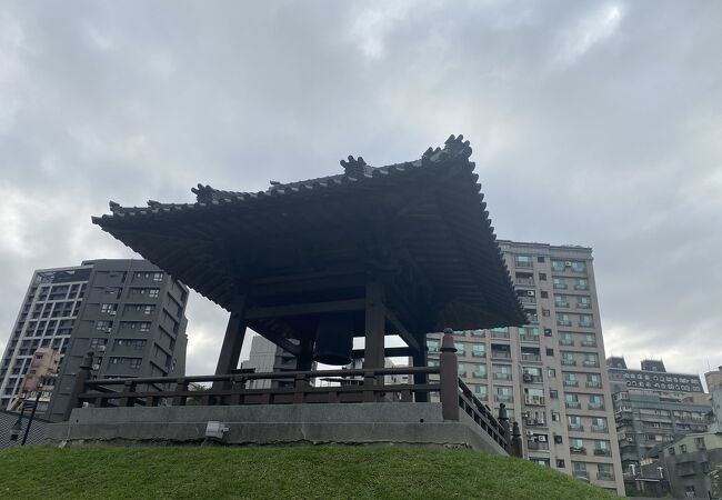 西本願寺広場 (萬華406号広場)