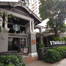 スターバックス (ランスワン通り店)