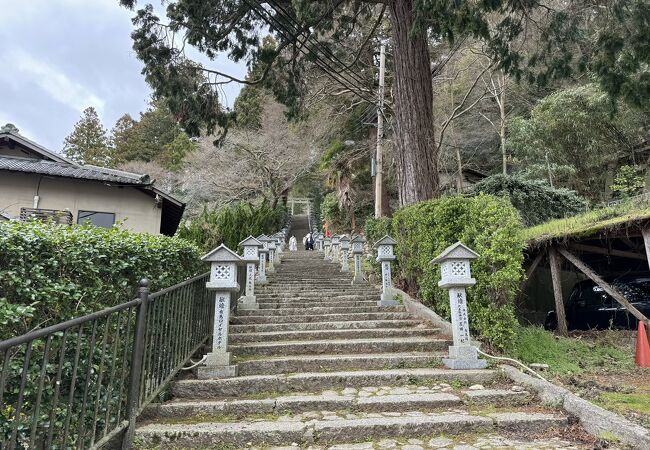 湯泉神社