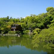 姫路藩主が河川での遊覧用に使っていた川御座船の屋形部分を使って建てた二階建ての建物